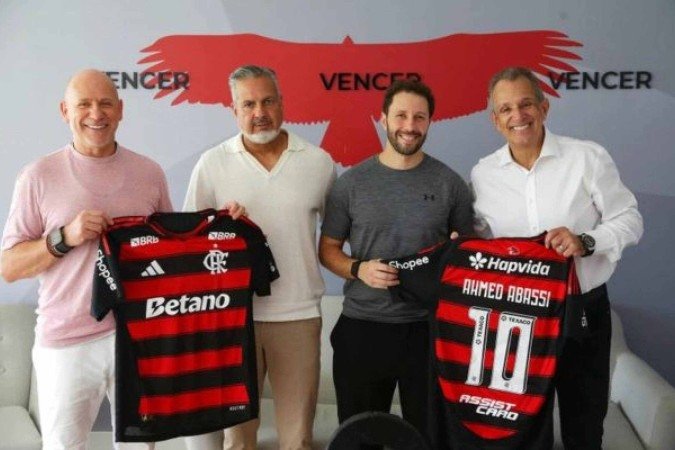 CEO da Qatar Stars League e diretor desportivo da entidade visitaram o Flamengo -  (crédito: Foto: Divulgação / Flamengo)