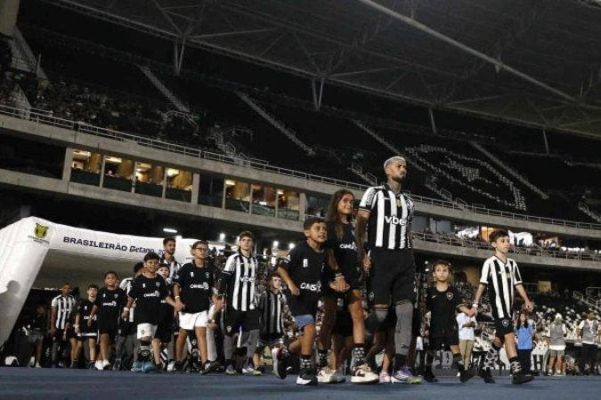 Botafogo venceu o Atlético-MG no último sábado (20) no Nilton Santos - (crédito: Foto: Vitor Silva/Botafogo) Botafogo venceu o Atlético-MG no último sábado (20) no Nilton Santos - (crédito: Foto: Vitor Silva/Botafogo)
