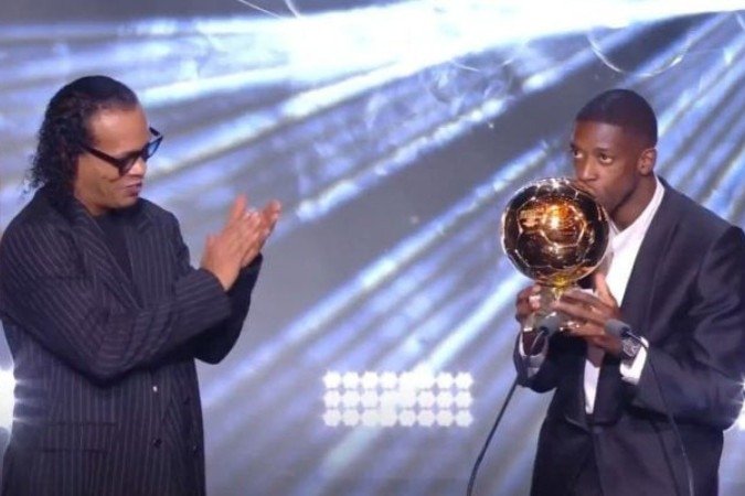 Após ganhar a Bola de Ouro, Dembélé rasga elogios a Luis Enrique -  (crédito: Foto: Divulgação / Ballon D'Or)