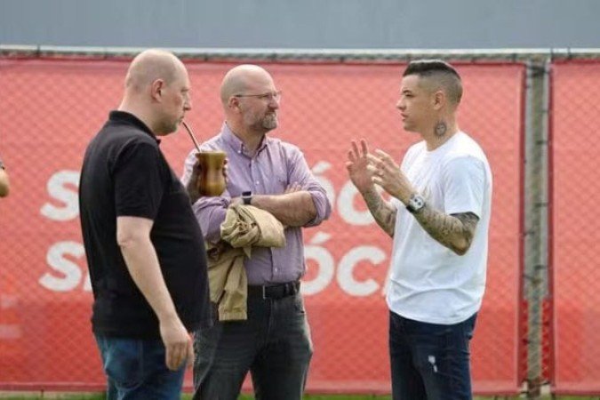 Diretoria do Internacional se mobiliza no planejamento para concretizar a chegada de um novo técnico - (crédito: Foto: Ricardo Duarte/internacional) Diretoria do Internacional se mobiliza no planejamento para concretizar a chegada de um novo técnico - (crédito: Foto: Ricardo Duarte/internacional)