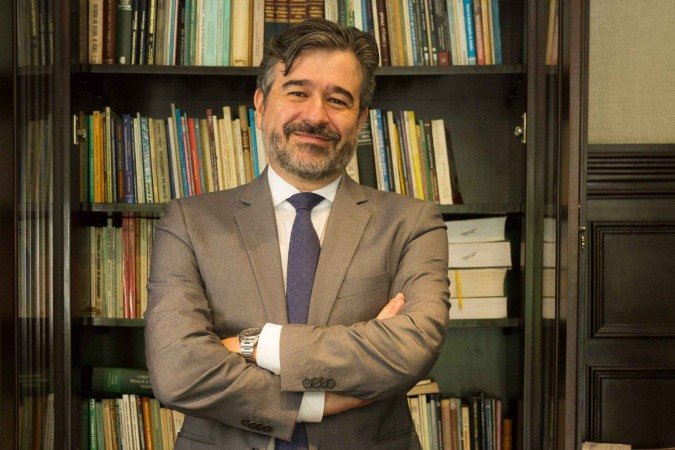 2025. Eixo Capital. Nasser Ahmad Allan, doutor em direito pela UFPR. Advogado trabalhista e sindical em Curitiba. - (crédito: Divulgacao) 2025. Eixo Capital. Nasser Ahmad Allan, doutor em direito pela UFPR. Advogado trabalhista e sindical em Curitiba. - (crédito: Divulgacao)