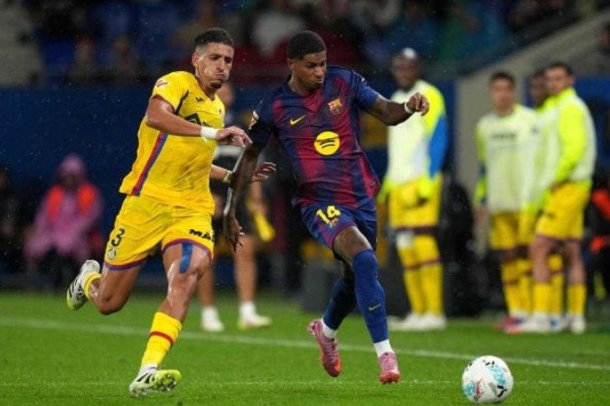 Rashford chegou atrasado no treinamento e perdeu a vaga entre os titulares do Barcelona - (crédito: Foto: Alex Caparros/Getty Images) Rashford chegou atrasado no treinamento e perdeu a vaga entre os titulares do Barcelona - (crédito: Foto: Alex Caparros/Getty Images)