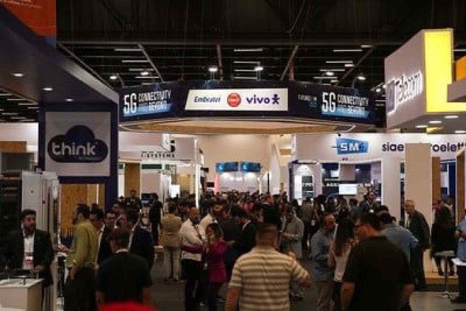 O espaço de mais de 25 mil m² vai concentrar painéis, keynotes, workshops e experiências imersivas sobre o futuro dos negócios e da sociedade digital -  (crédito: Divulgação)