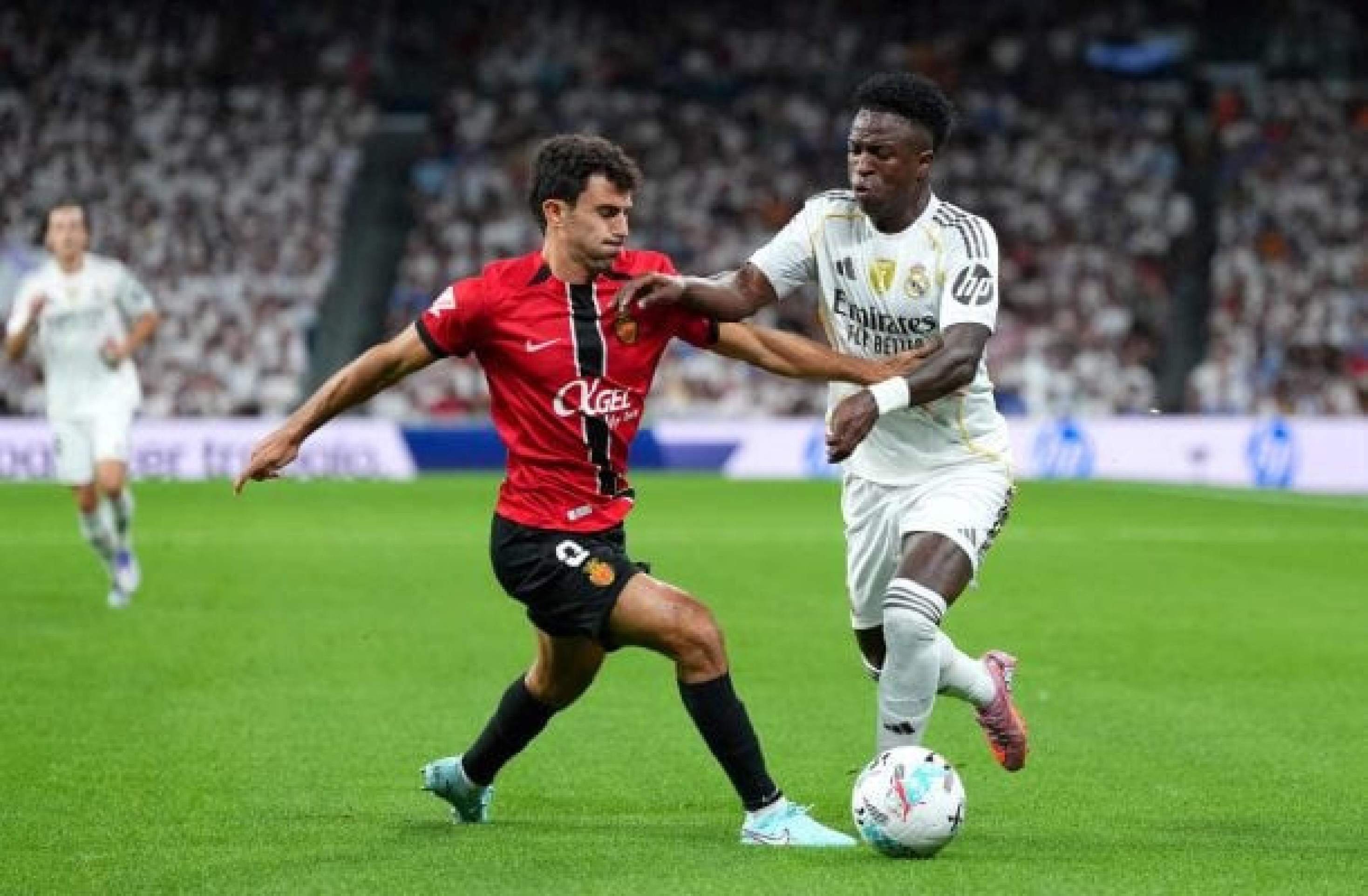 Vini Jr fica em 16º na Bola de Ouro; veja mais nomes