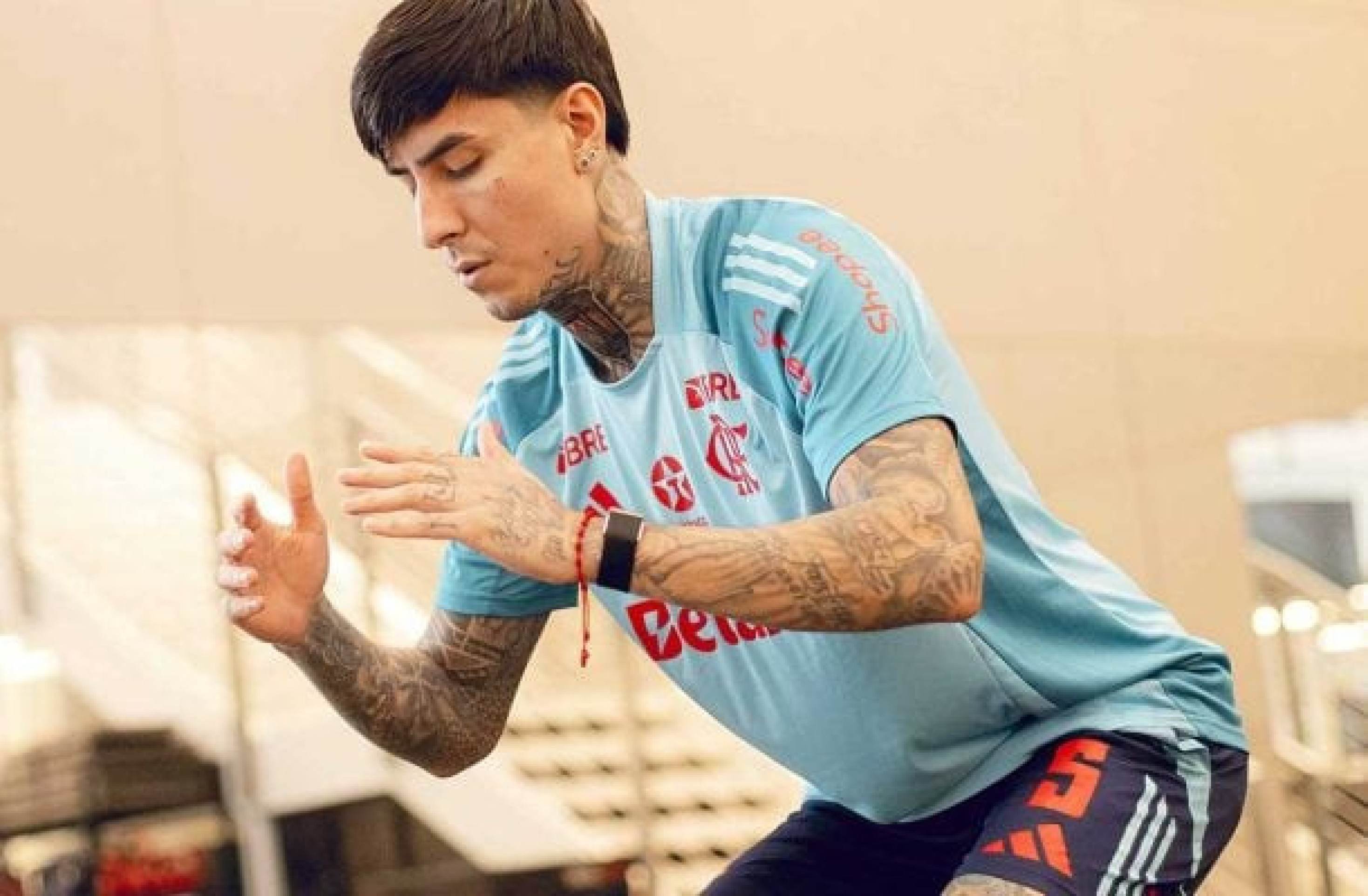 Erick Pulgar conta parceria com Filipe Luís no Flamengo: “Pude crescer mais”