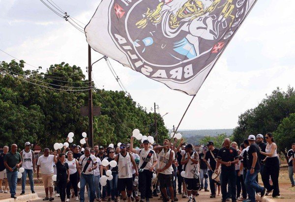  Bruna Gaston/CB/D.A Press