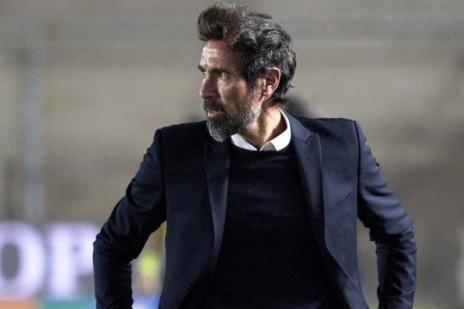 Eduardo Domínguez não gostou do comportamento do Flamengo depois do jogo no Maracanã - (crédito: Foto: Alexis Lloret/Getty Images) Eduardo Domínguez não gostou do comportamento do Flamengo depois do jogo no Maracanã - (crédito: Foto: Alexis Lloret/Getty Images)