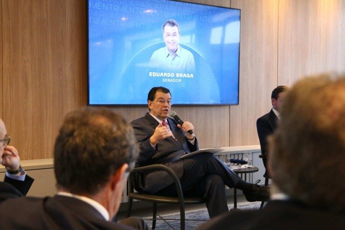 Senador Eduardo Braga em evento do Esfera Brasil na Casa Parlamento - (crédito: Divulgação) Senador Eduardo Braga em evento do Esfera Brasil na Casa Parlamento - (crédito: Divulgação)
