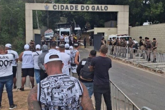 Integrantes de organizada cobram jogadores do Atlético antes de confronto decisivo -  (crédito: Reprodução / Redes sociais)