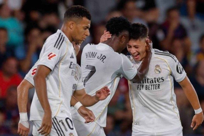 Vini Jr fez gol e deu assistência na vitória do Real Madrid sobre o Levante - (crédito: Foto: Divulgação) Vini Jr fez gol e deu assistência na vitória do Real Madrid sobre o Levante - (crédito: Foto: Divulgação)