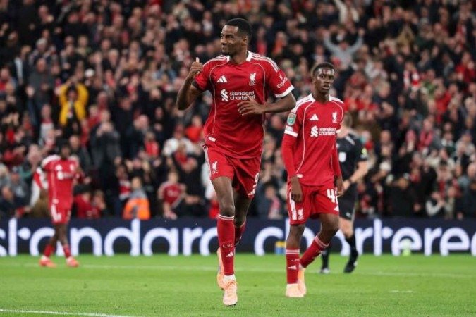 Isak marcou o primeiro gol do Liverpool na partida - (crédito: Stu Forster/Getty Images) Isak marcou o primeiro gol do Liverpool na partida - (crédito: Stu Forster/Getty Images)