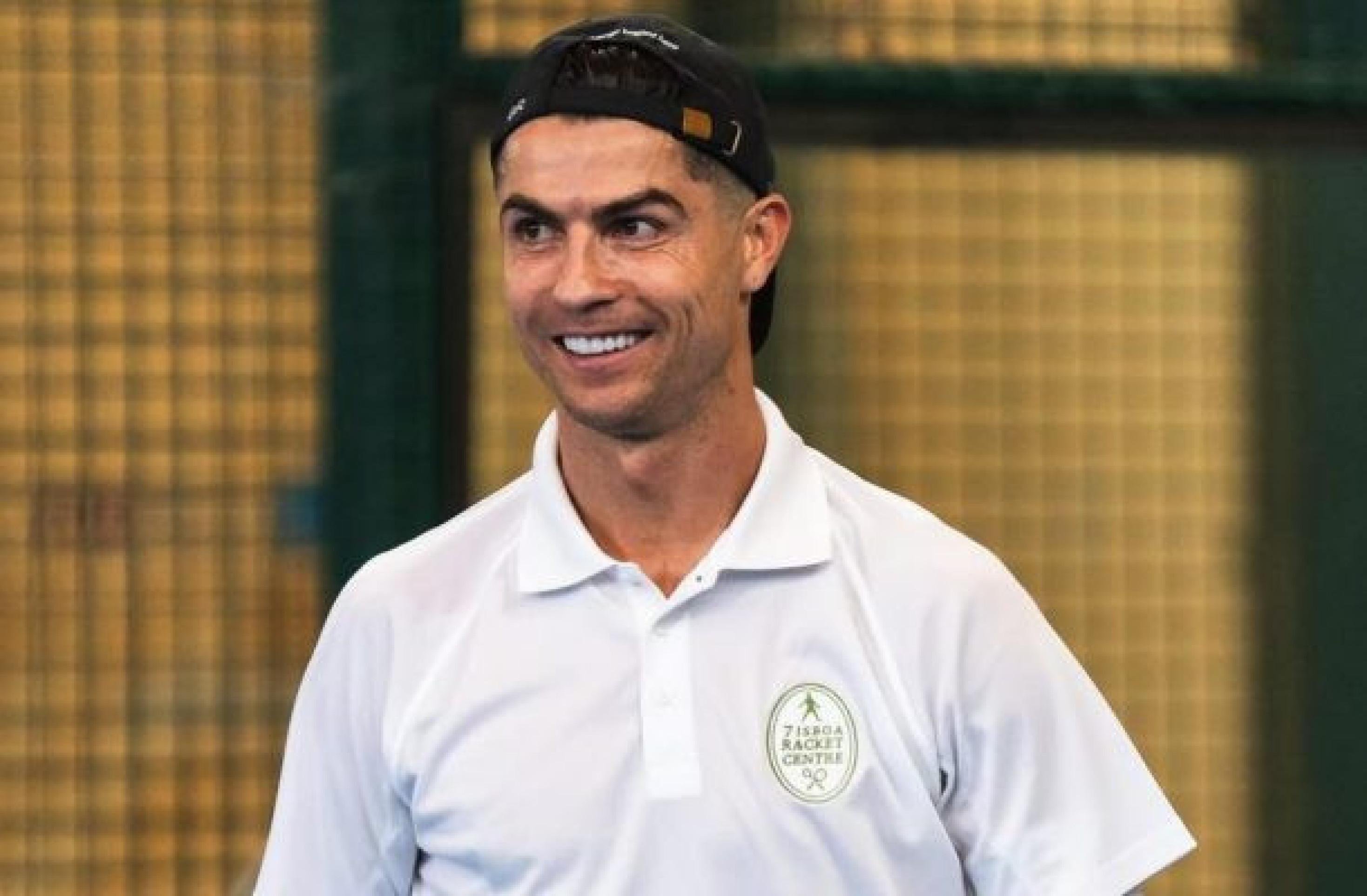 Cristiano Ronaldo reencontra funcionária de McDonald’s que o salvou da fome