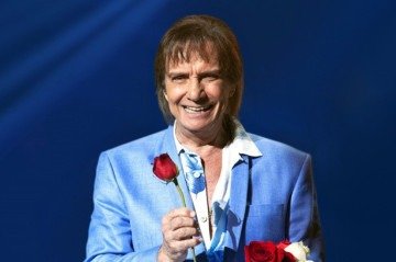 Rei Roberto Carlos cantará clássicos do repertório romântico
 -  (crédito: Divulgação/RC Produções)