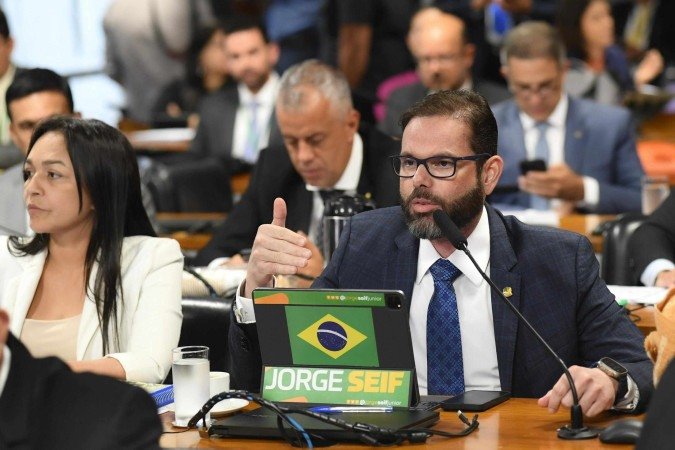 Jorge Seif recua e retira voto separado sobre PEC da Blindagem