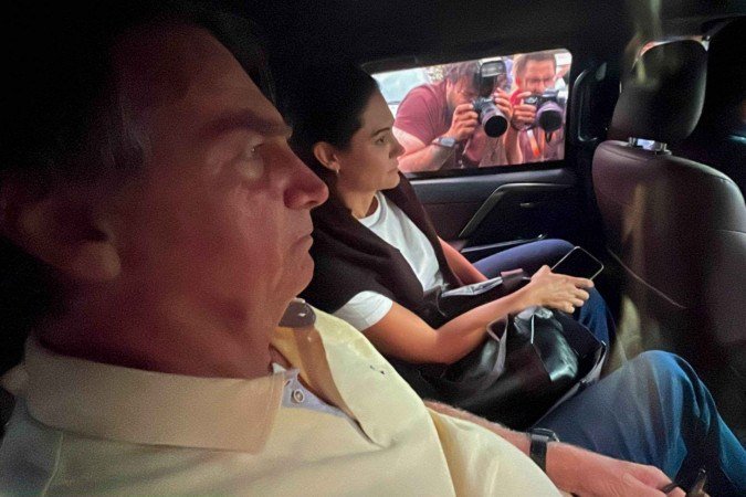 Michelle Bolsonaro fala sobre se reerguer 