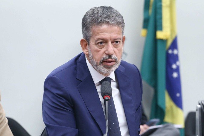 Ex-presidente da Câmara, Arthur Lira (foto) rejeitou na terça-feira (23) alegações de que a tramitação da isenção do IR demorou: 