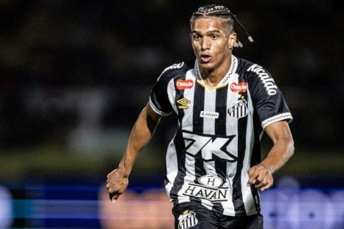 Souza deve voltar a ganhar nova oportunidade no Santos - (crédito: Foto: Raul Baretta/ Santos FC.) Souza deve voltar a ganhar nova oportunidade no Santos - (crédito: Foto: Raul Baretta/ Santos FC.)