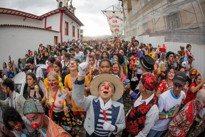 Mariana (MG) vira um grande picadeiro com a volta do Circovolante -  (crédito: Uai Turismo)