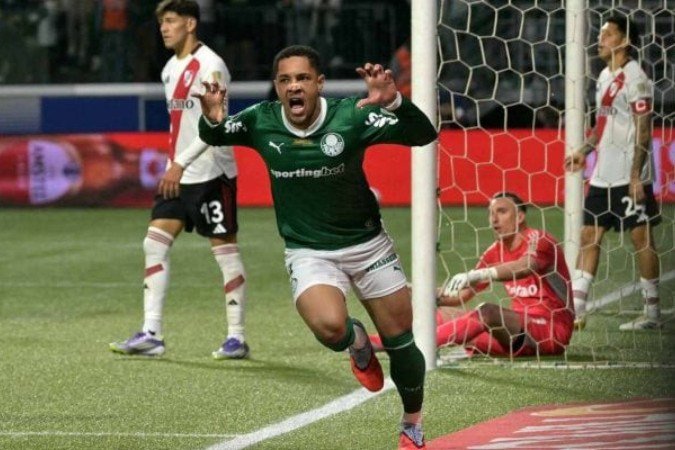 Vitor Roque fez o gol de empate do Palmeiras na partida  -  (crédito: Foto: Cesar Greco/Palmeiras)