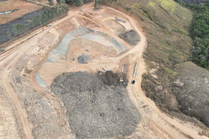 Ouro verde tem até 30 de setembro para cumprir o TAC e retirar lixo -  (crédito: Semad-GO/Divulgação)