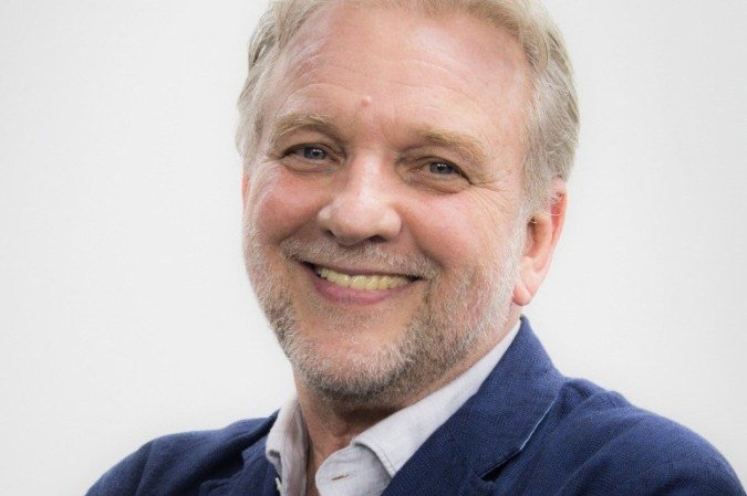 Diretor de políticas públicas da Fundação Santillana no Brasil, André Lázaro