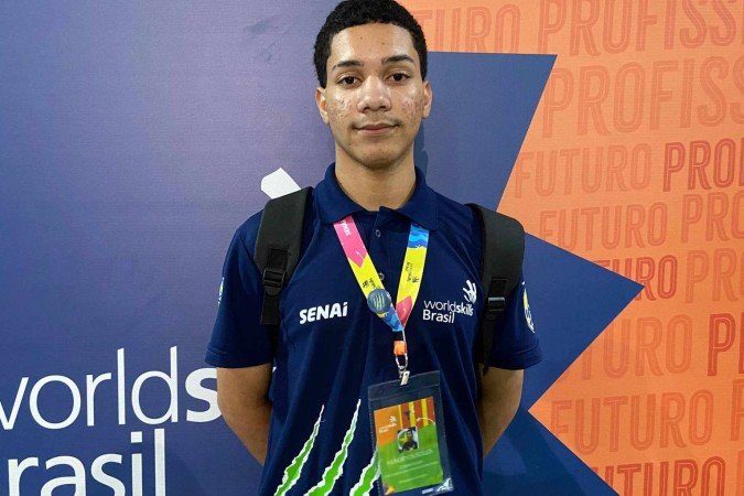 O aluno Hendryos Henrique, representando o Mato Grosso, desenvolve produtos para o ramo industrial.