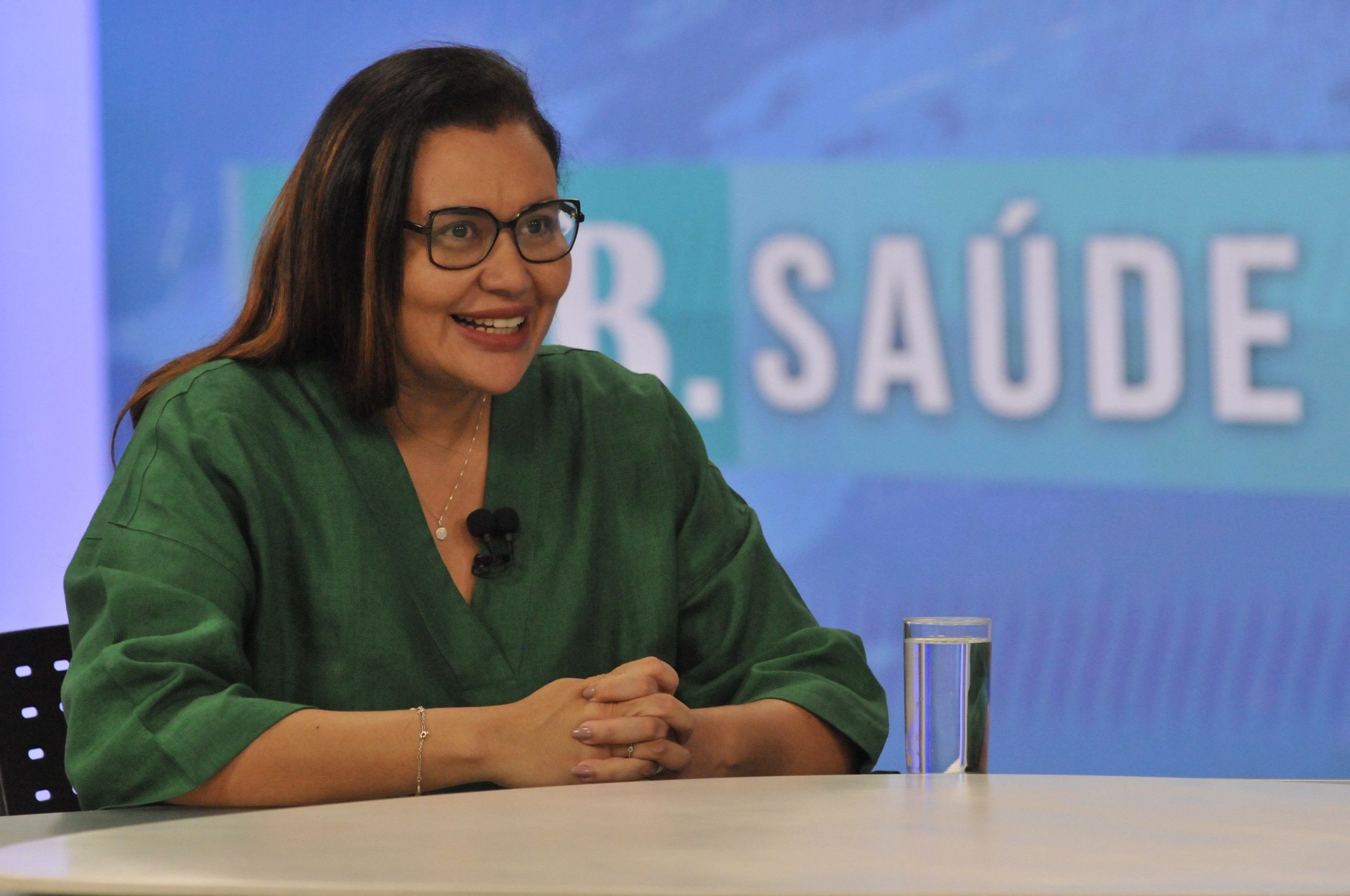 Especialista explica como identificar os primeiros sinais do câncer infantojuvenil