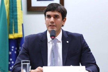 Rafael Prudente (MDB) aparece em empate técnico com Fábio Félix dentro da margem de erro da pesquisa