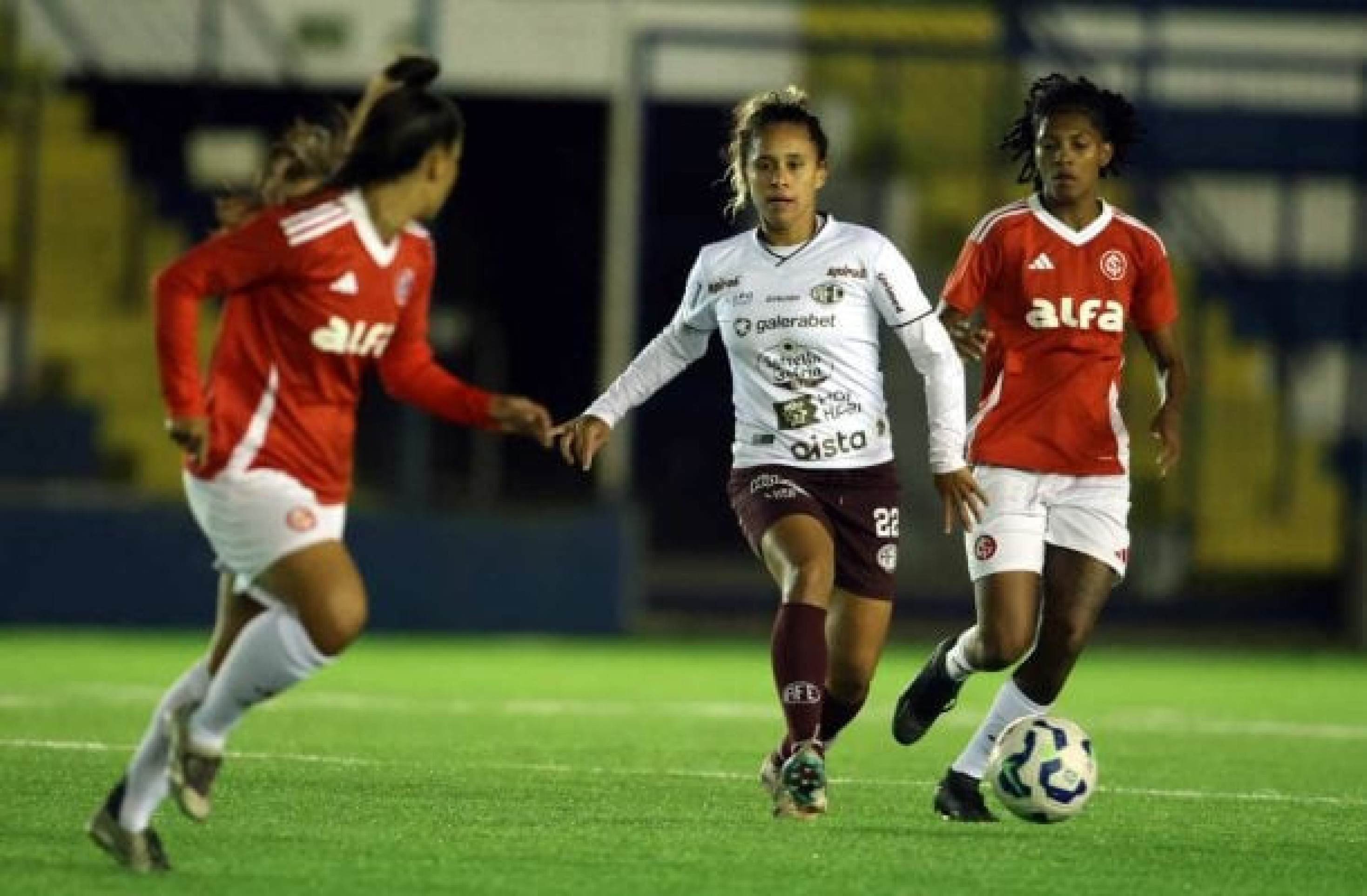 Ferroviária é letal duas vezes sobre o Inter e se classifica na Copa do Brasil