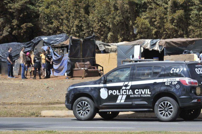 Três pessoas são baleadas na 611 Norte, perto da Colina da UnB
 -  (crédito: Marcelo Ferreira/CB)
