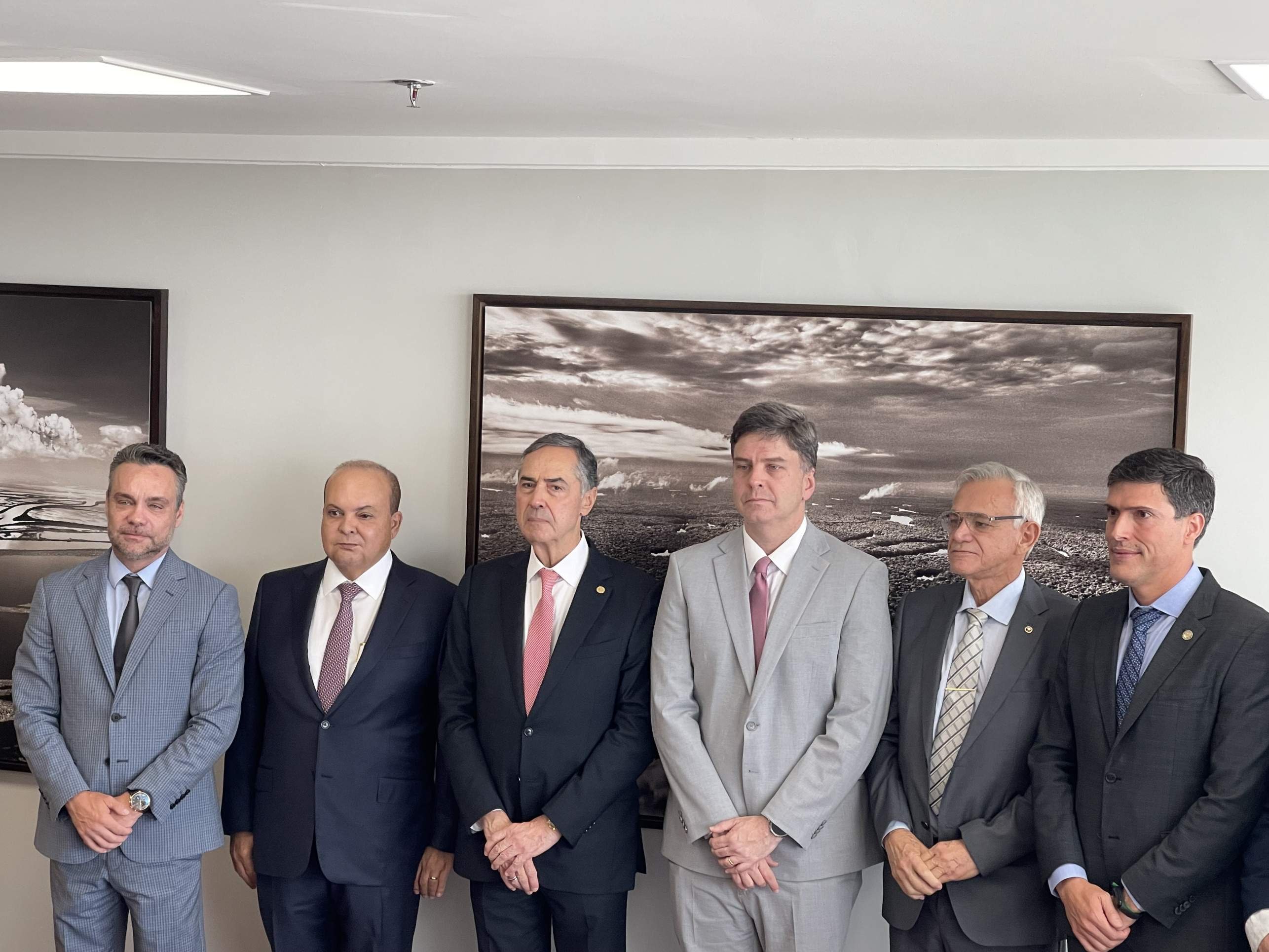 GDF e poderes judiciários selam acordo para atender pessoas em situação de rua