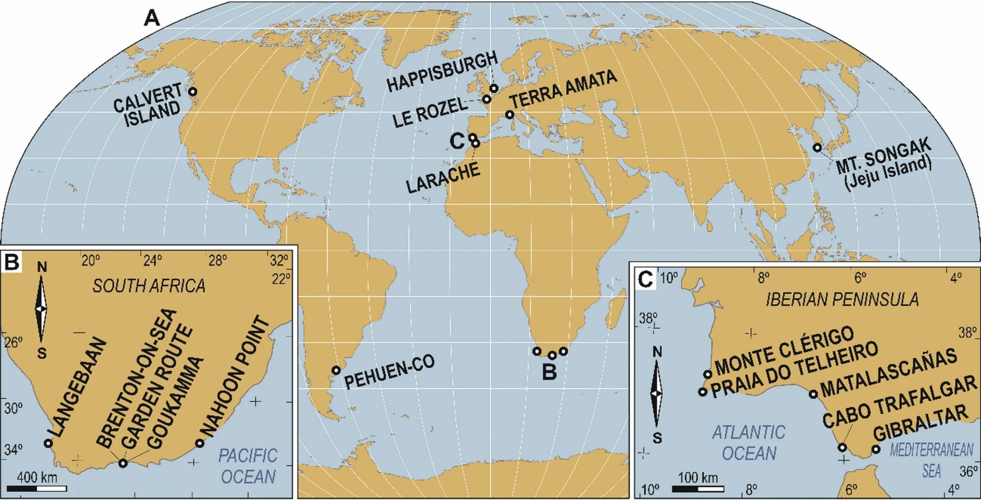 Distribuição no mapa mundial dos sítios de pegadas de hominídeos marinhos costeiros do Pleistoceno conhecidos até agora (A), destacando os principais sítios de pegadas de AMHs conhecidos na África do Sul, correlativos ambientais e cronológicos da Península Ibérica (B), e os dois novos sítios de pegadas em Portugal descritos no artigo, no âmbito da icnologia dos hominídeos da Península Ibérica (C)