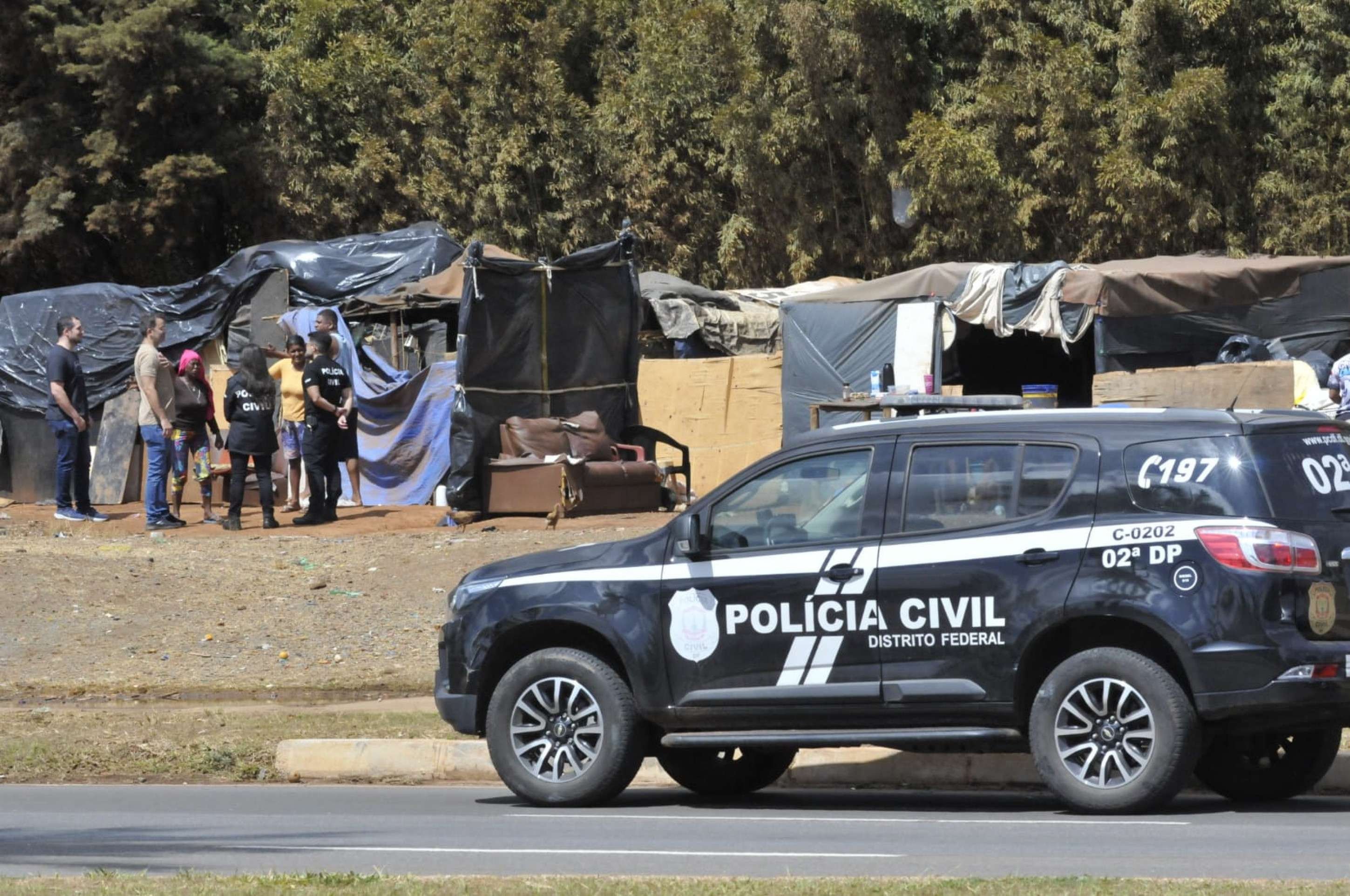 Tiros perto da UnB teriam sido por acerto de contas; alvo foi baleado 9 vezes