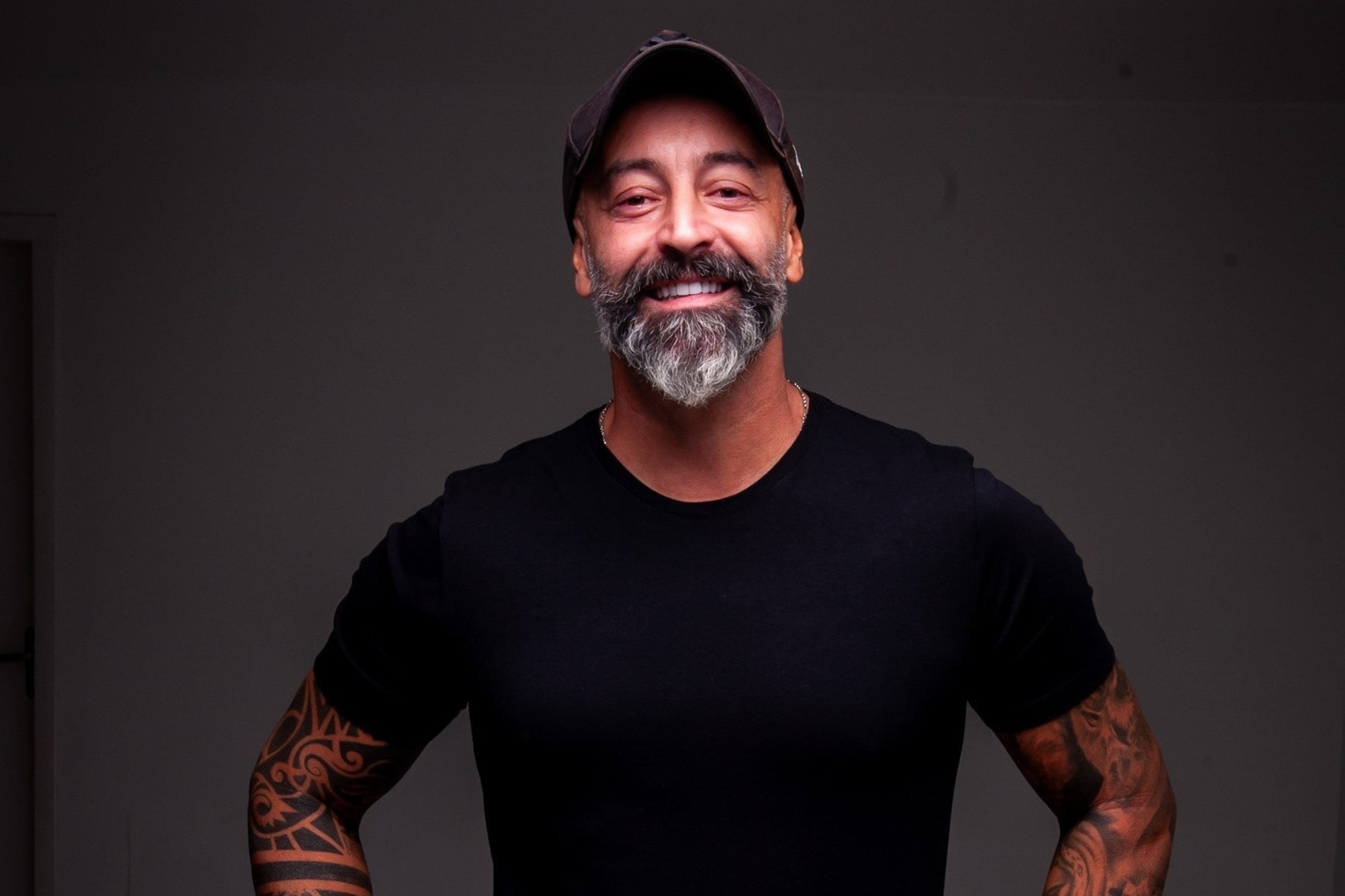 Humorista Cris Pereira é condenado a 18 anos de prisão por estupro de vulnerável