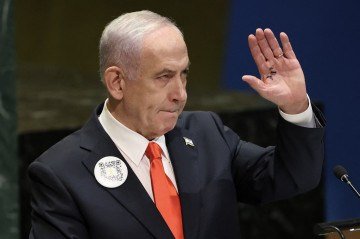 O primeiro-ministro israelense enfrenta críticas de seus aliados no governo - (crédito: AFP) O primeiro-ministro israelense enfrenta críticas de seus aliados no governo - (crédito: AFP)