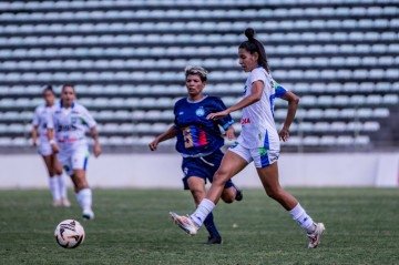 O duelo entre Luziânia e Minas Brasília pela sexta rodada foi encerrado aos 35 minutos do primeiro por ausência de jogadoras para dar sequência ao confronto -  (crédito: Eduardo Ronque / Minas )