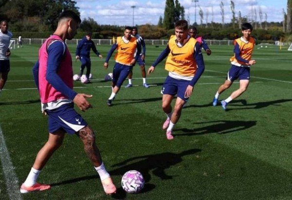 - Foto: Divulgação / Tottenham Hotspur 