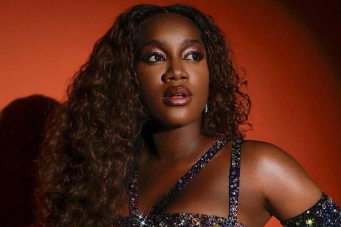 Iza desabafa sobre críticas e fala da vida pessoal na internet -  (crédito: TMJBrazil)