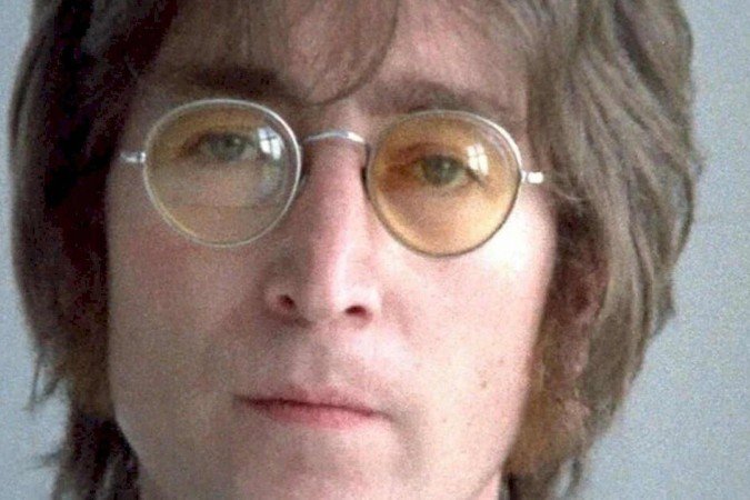 Óculos de John Lennon vão a leilão e podem ultrapassar R$ 2 milhões - (crédito: TMJBrazil) Óculos de John Lennon vão a leilão e podem ultrapassar R$ 2 milhões - (crédito: TMJBrazil)