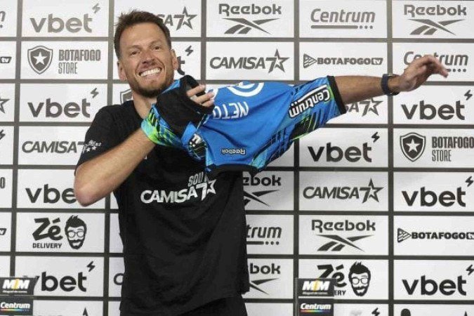 Neto, do Botafogo, agradece apoio da torcida após grave lesão -  (crédito: Foto: Vitor Silva/Botafogo)