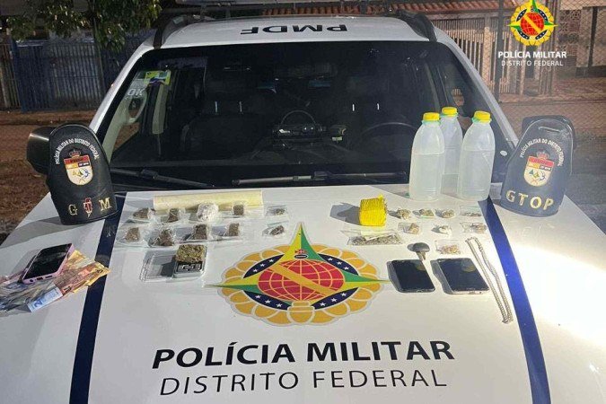 Motorista é preso com porções de maconha e três galões de lança-perfume