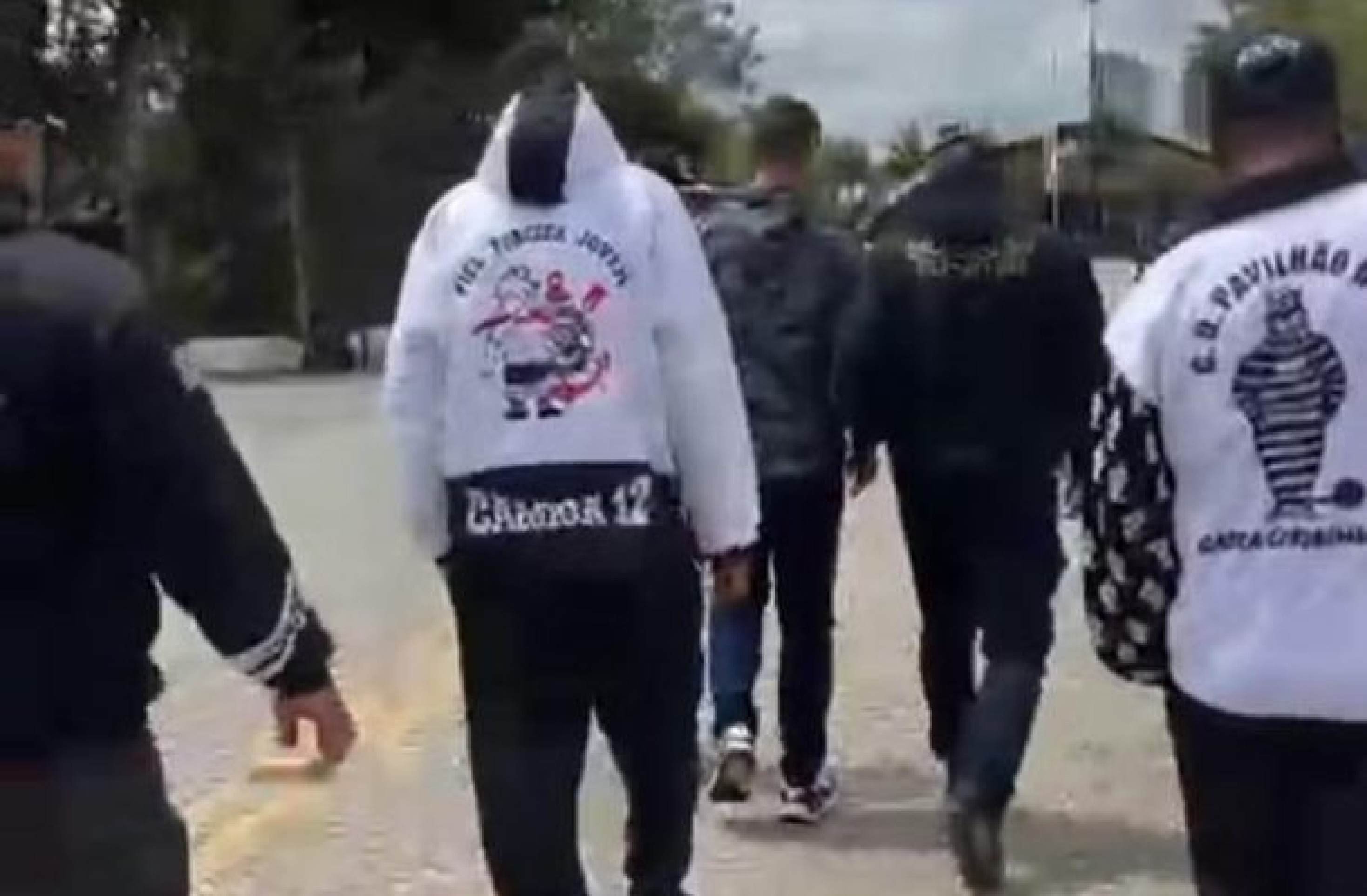 Organizadas do Corinthians vão ao CT para cobrar elenco