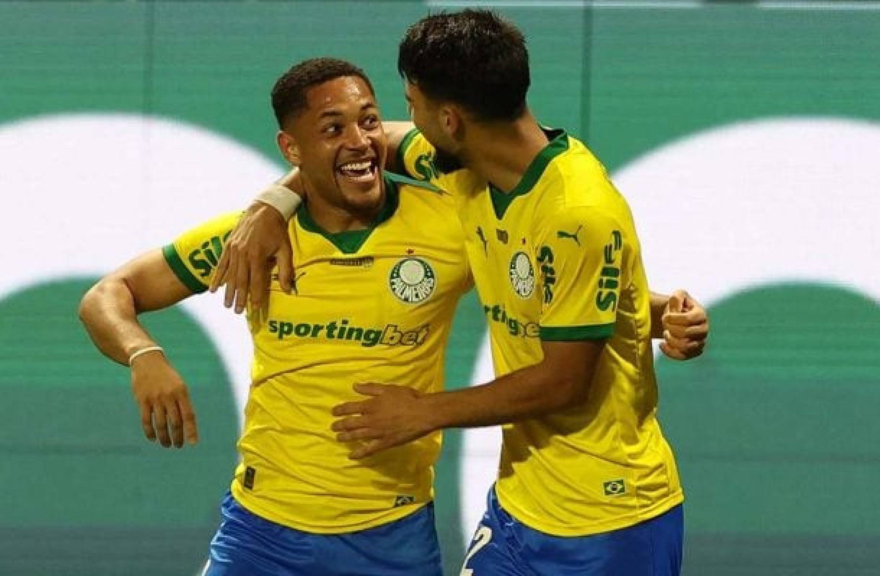 Dupla Flaco-Roque participa de mais de 80% dos gols do Palmeiras após mudanças