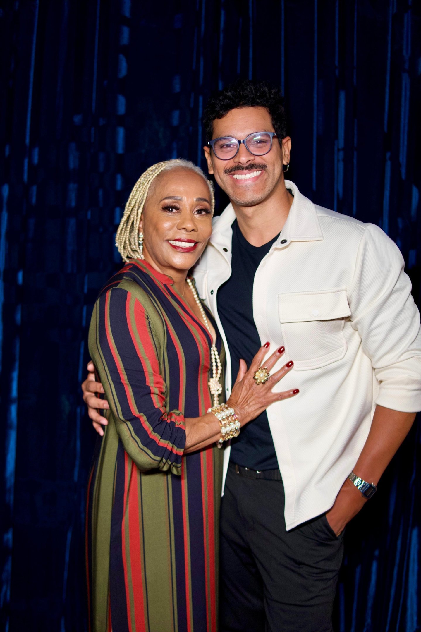 Dhu Moraes com o filho adotivo Renan Monteiro