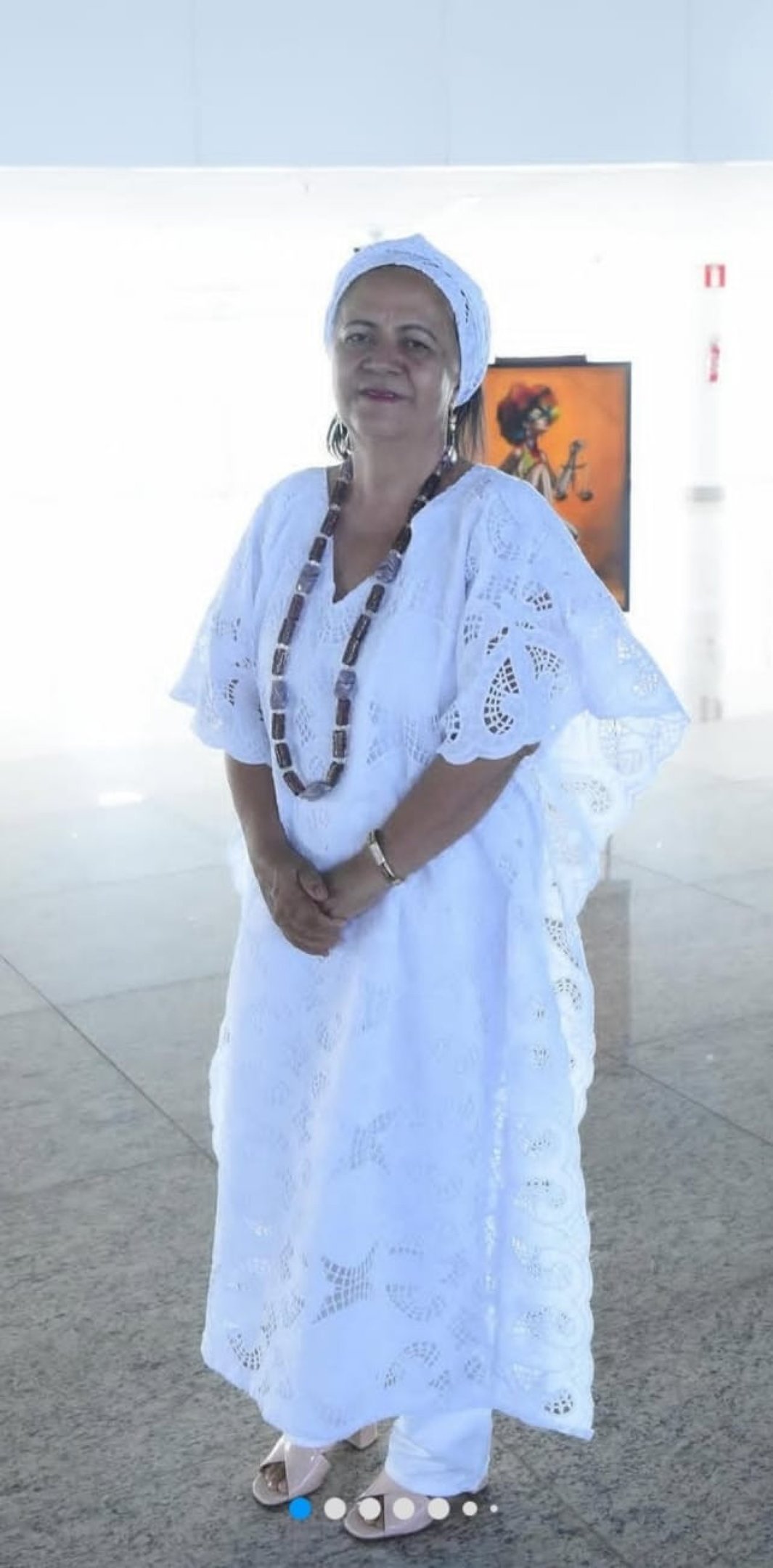 Mãe Beth de Iansã fala sobre a origem da tradição da distribuição doces e a ligação da data com a Umbanda e o Candomblé