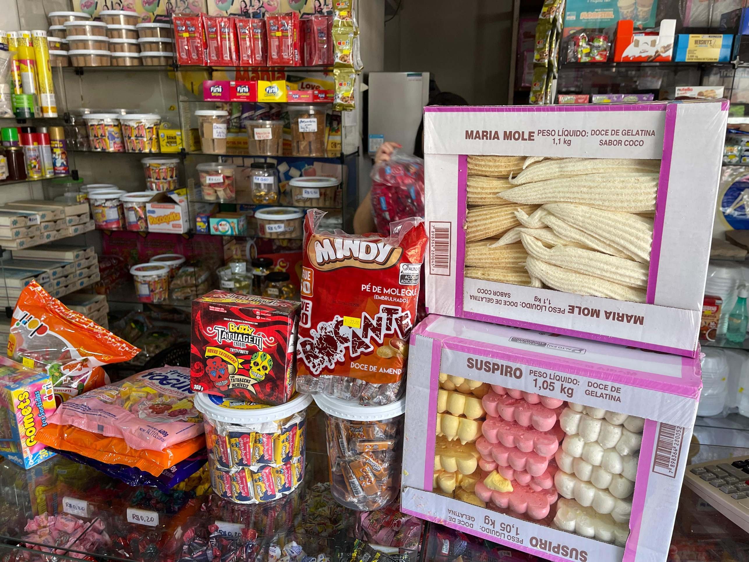 Doces tradicionais, como suspiro, maria mole e doce de abóbora, além de paçoca e cocada, ganham destaque