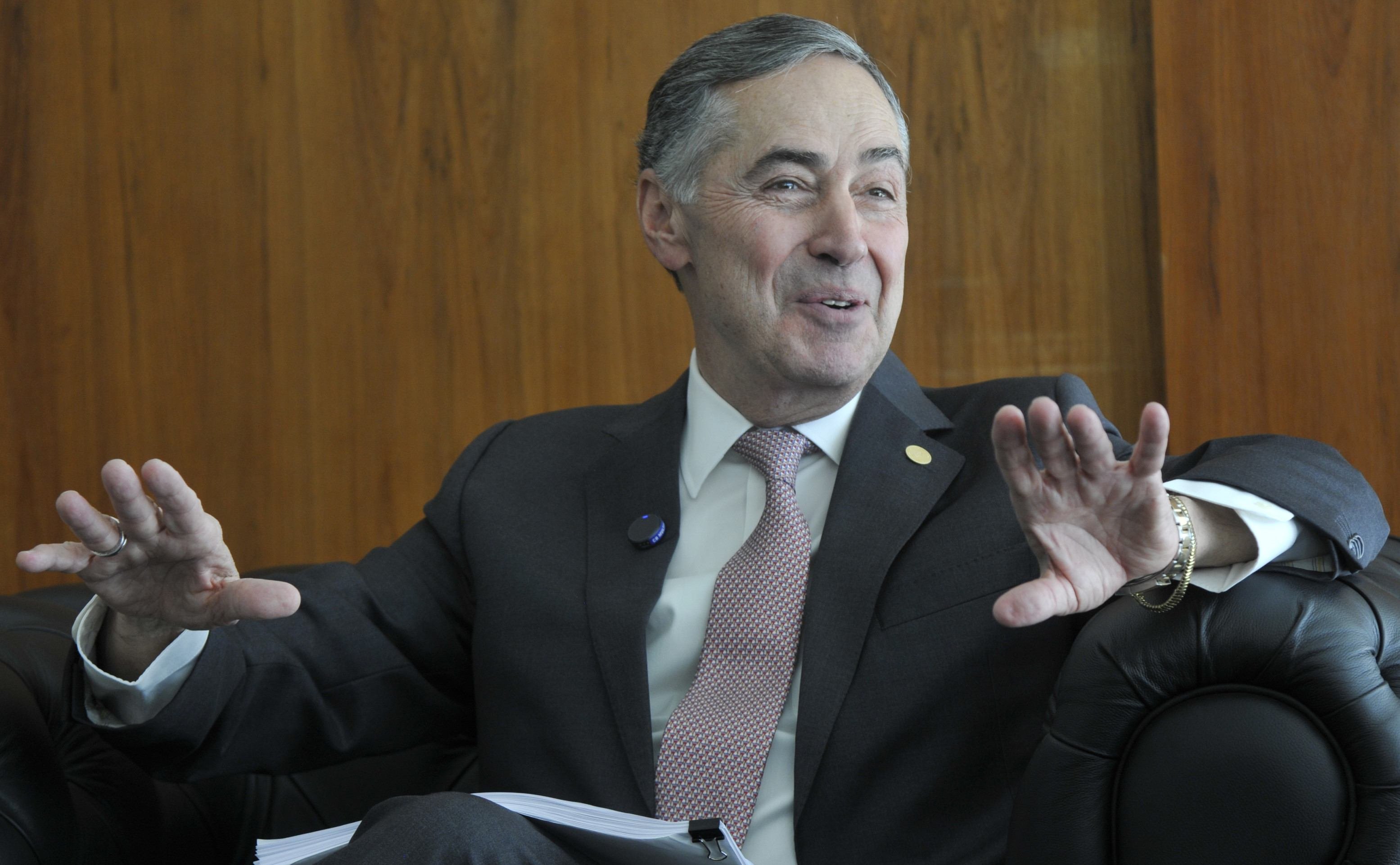 Luís Roberto Barroso: 