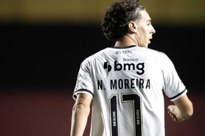 Se Nuno brilha, o Vasco vence! duelo com o Cruzeiro testa curiosa escrita sobre o português - (crédito: Foto: Matheus Lima/Vasco) Se Nuno brilha, o Vasco vence! duelo com o Cruzeiro testa curiosa escrita sobre o português - (crédito: Foto: Matheus Lima/Vasco)