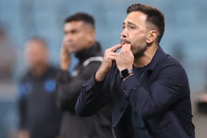 O treinador Davide Ancelotti tem uma grande lista de desfalques para clássico contra o Fluminense - (crédito: Vitor Silva/Botafogo) O treinador Davide Ancelotti tem uma grande lista de desfalques para clássico contra o Fluminense - (crédito: Vitor Silva/Botafogo)