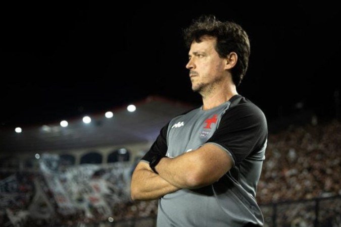 Fernando Diniz celebrou a segunda vitória seguida do Vasco em São Januário -  (crédito: Foto: Matheus Lima/Vasco)